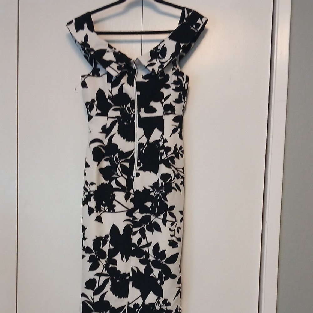 Bardot Black and White Floral Midi Dress - Picture 4 of 4